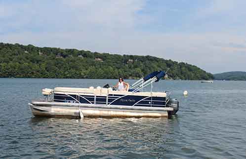 Candlewood Lake Boating